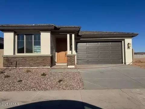 1004 W Finch Dr, Queen Creek, AZ 85140