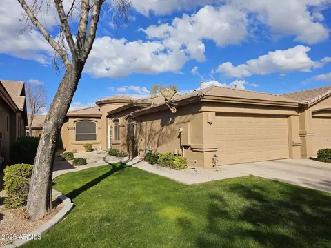 9610 E Rocky Lake Dr, Sun Lakes, AZ 85248