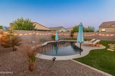 518 E Balao Dr, Phoenix, AZ 85085 photo 17