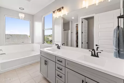 518 E Balao Dr, Phoenix, AZ 85085 photo 35