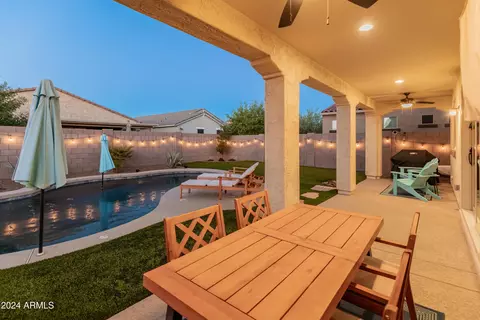 518 E Balao Dr, Phoenix, AZ 85085 photo 19