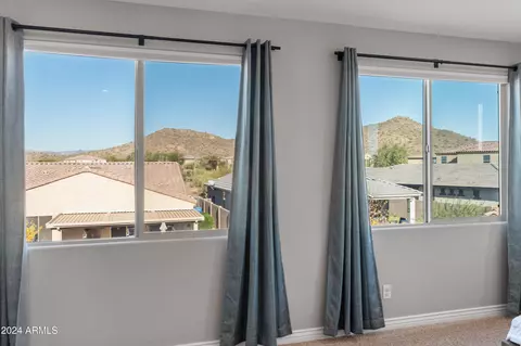 518 E Balao Dr, Phoenix, AZ 85085 photo 6