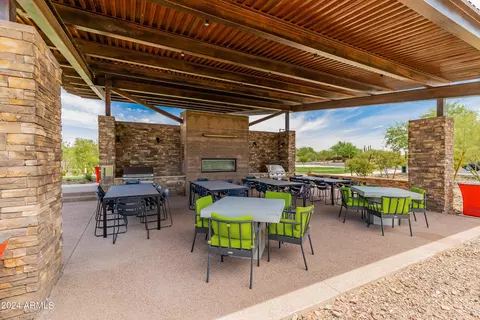 518 E Balao Dr, Phoenix, AZ 85085 photo 60