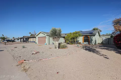 4938 W Michelle Dr, Glendale, AZ 85308