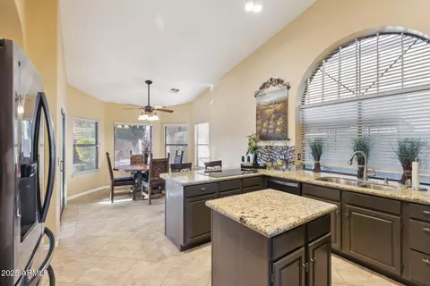 844 W Wagner Dr, Gilbert, AZ 85233 photo 19