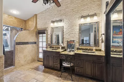 844 W Wagner Dr, Gilbert, AZ 85233 photo 23