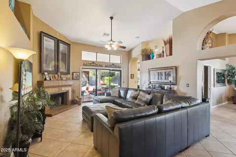 844 W Wagner Dr, Gilbert, AZ 85233 photo 14