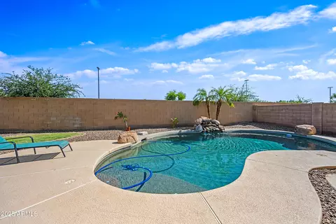Exterior - 3383 E Santa Fe Ln, Gilbert, AZ 85297 photo 2 of 6