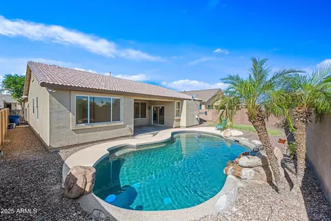 Exterior - 3383 E Santa Fe Ln, Gilbert, AZ 85297 photo 4 of 6