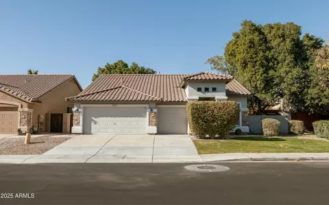 3950 S Cactus Wren Dr, Chandler, AZ 85248
