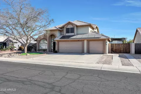 11553 N 76th Dr, Peoria, AZ 85345