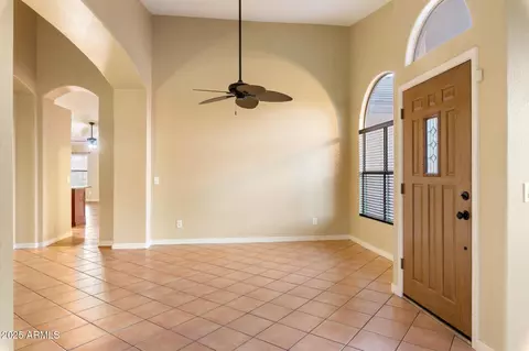 1157 E Liberty Ln, Gilbert, AZ 85296 photo 8