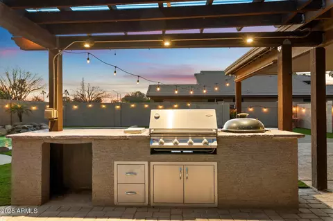 1157 E Liberty Ln, Gilbert, AZ 85296 photo 4