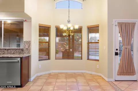 1157 E Liberty Ln, Gilbert, AZ 85296 photo 13