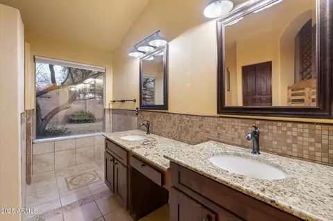 1157 E Liberty Ln, Gilbert, AZ 85296 photo 19