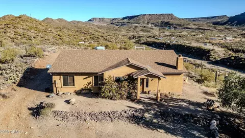 32236 S Lisa Dr, Black Canyon City, AZ 85324