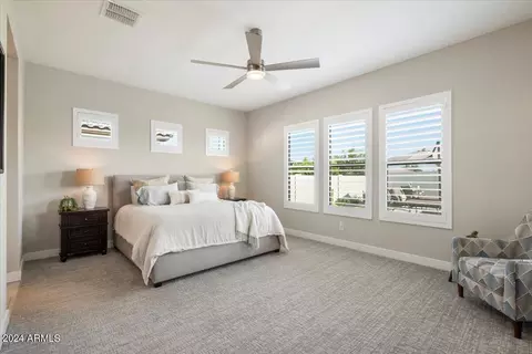 3015 E Daley Ln, Phoenix, AZ 85050 photo 14