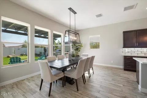 3015 E Daley Ln, Phoenix, AZ 85050 photo 11