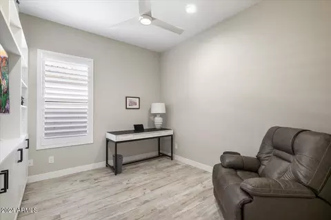 3015 E Daley Ln, Phoenix, AZ 85050 photo 12