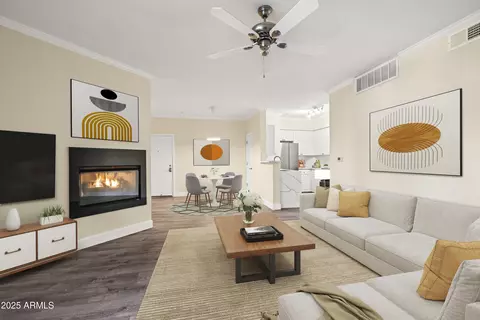 1701 E Colter St #223, Phoenix, AZ 85016