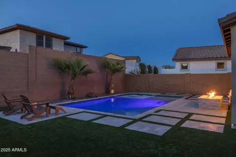 Exterior - 9846 E Resistance Ave, Mesa, AZ 85212 photo 4 of 12