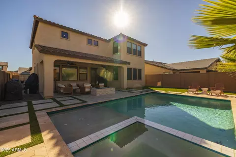 Exterior - 9846 E Resistance Ave, Mesa, AZ 85212 photo 5 of 12