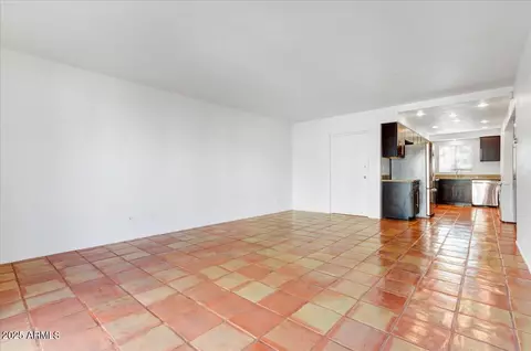 Living - 1006 E Osborn Rd #C, Phoenix, AZ 85014 photo 2 of 2