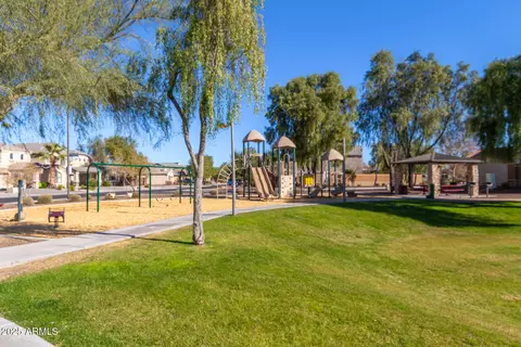 2626 E Bear Creek Ln, Phoenix, AZ 85024 photo 35