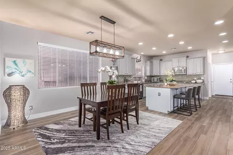 2626 E Bear Creek Ln, Phoenix, AZ 85024 photo 11