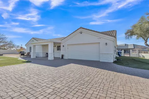 Exterior - 2344 N Raven --, Mesa, AZ 85207 photo 5 of 21