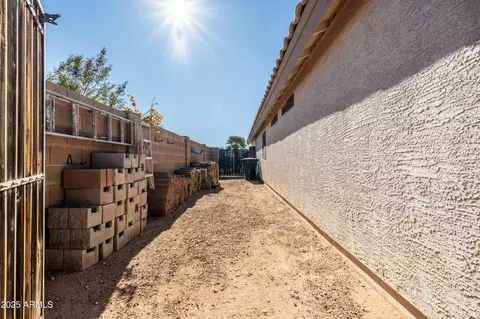 9916 E Dolphin Cir, Mesa, AZ 85208 photo 26