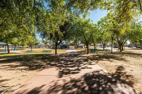 9916 E Dolphin Cir, Mesa, AZ 85208 photo 35
