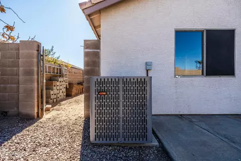 9916 E Dolphin Cir, Mesa, AZ 85208 photo 24