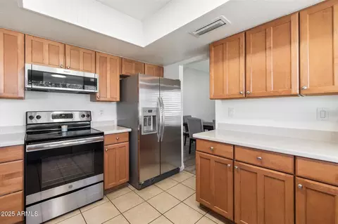 2472 W Crocus Dr, Phoenix, AZ 85023 photo 12