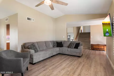 2472 W Crocus Dr, Phoenix, AZ 85023 photo 8