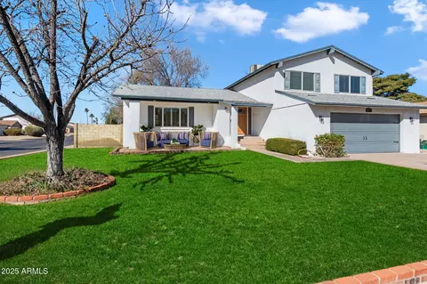 2472 W Crocus Dr, Phoenix, AZ 85023 photo 2
