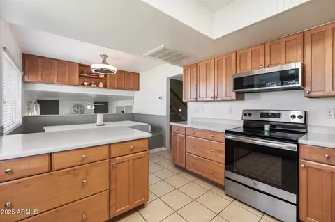 2472 W Crocus Dr, Phoenix, AZ 85023 photo 11