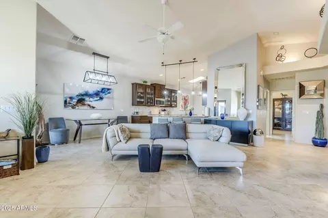 3324 E Maldonado Dr, Phoenix, AZ 85042 photo 3