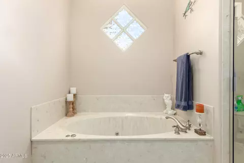 Bath - 9535 E Mclellan Rd, Mesa, AZ 85207 photo 2 of 4