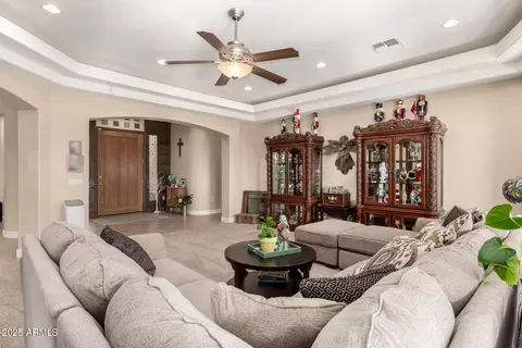 Entry Way - 9535 E Mclellan Rd, Mesa, AZ 85207 photo 2 of 3
