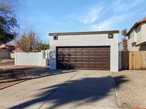 5036 W Gelding Dr, Glendale, AZ 85306