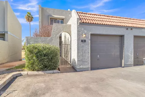 2524 S El Paradiso Dr #74, Mesa, AZ 85202