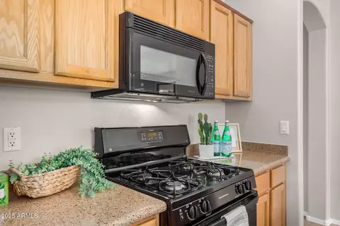 6497 S Twilight Ct, Gilbert, AZ 85298 photo 13