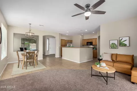 6497 S Twilight Ct, Gilbert, AZ 85298