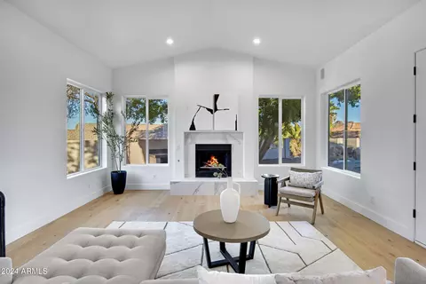 Living - 1604 E Sheena Dr, Phoenix, AZ 85022 photo 1 of 6