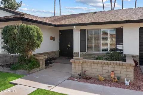 4421 W Laurie Ln, Glendale, AZ 85302