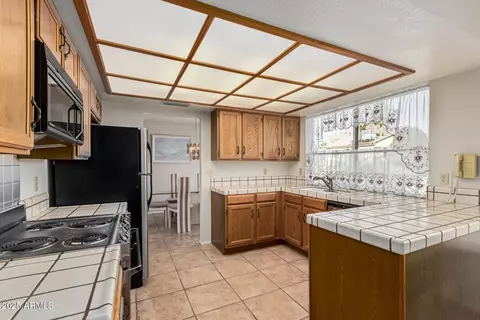 1918 E Hearn Rd, Phoenix, AZ 85022 photo 15
