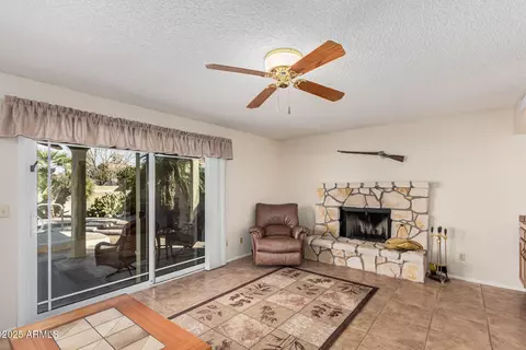 1918 E Hearn Rd, Phoenix, AZ 85022 photo 9