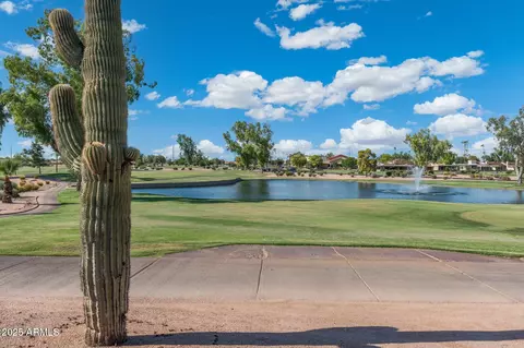 9220 E Sun Lakes Blvd S, Sun Lakes, AZ 85248