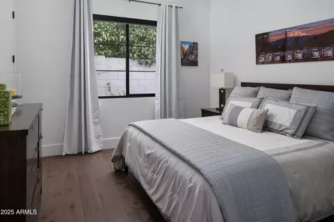 Bedroom - 3837 E Heatherbrae Dr, Phoenix, AZ 85018 photo 2 of 2
